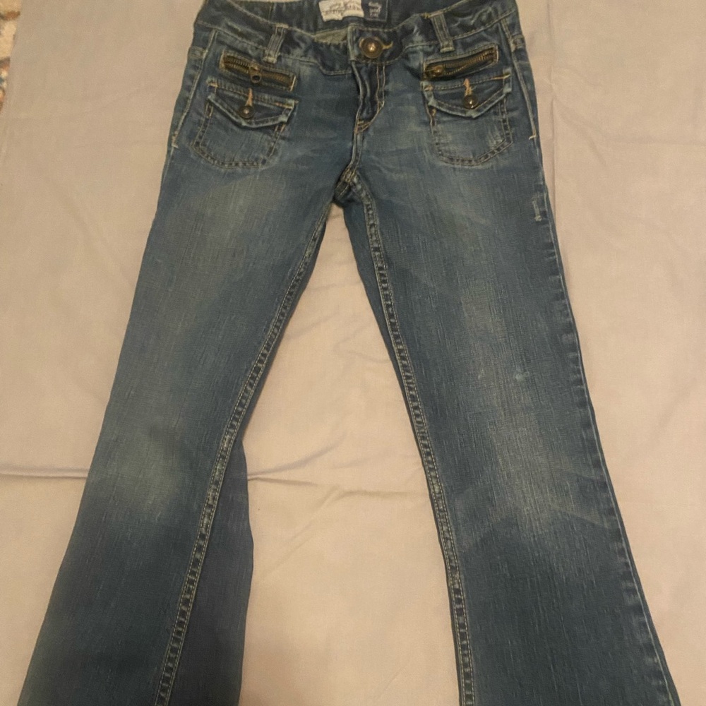 Girl’s Boot Cut Jeans - Picture 2 of 5